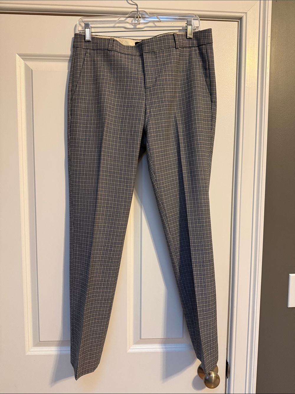 BR Women’s Gray-Black-Navy Houndstooth Pants